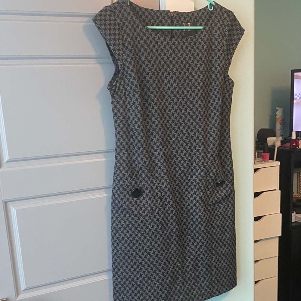 R&K Black and Gray Houndstooth Midi Dress